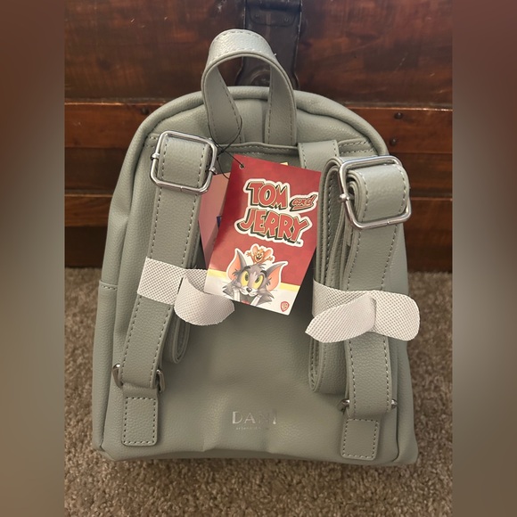 Dani by Danielle Nicole Tom & Jerry Backpack - NWT - Picture 2 of 5